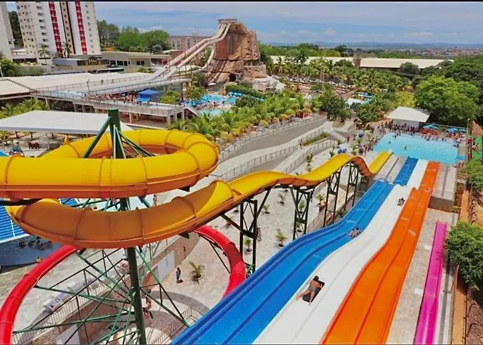 Piazza Caldas Com Acesso Gratuito Acqua Park Diroma